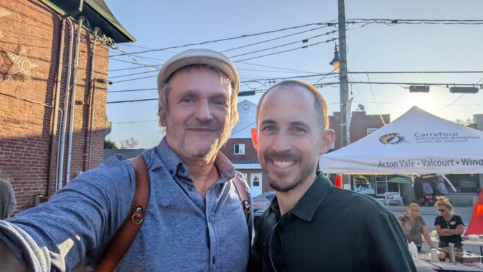 Le candidat libéral Hugo Fontaine poursuit sa tournée de Richmond
