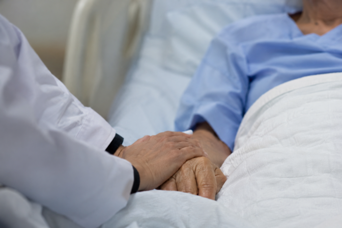 Aide médicale à mourir : Ottawa change les règles