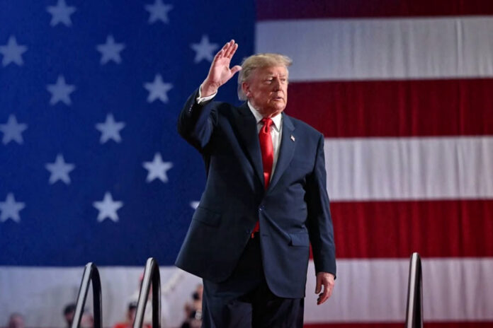 Trump félicite PSPP : un cadeau empoisonné ? Ou opportunité ?
